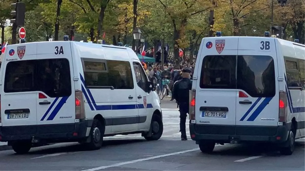 Fransa\'da Ermeni protestocular otoyolu kapatarak, Türklere saldırdı: 5 yaralı