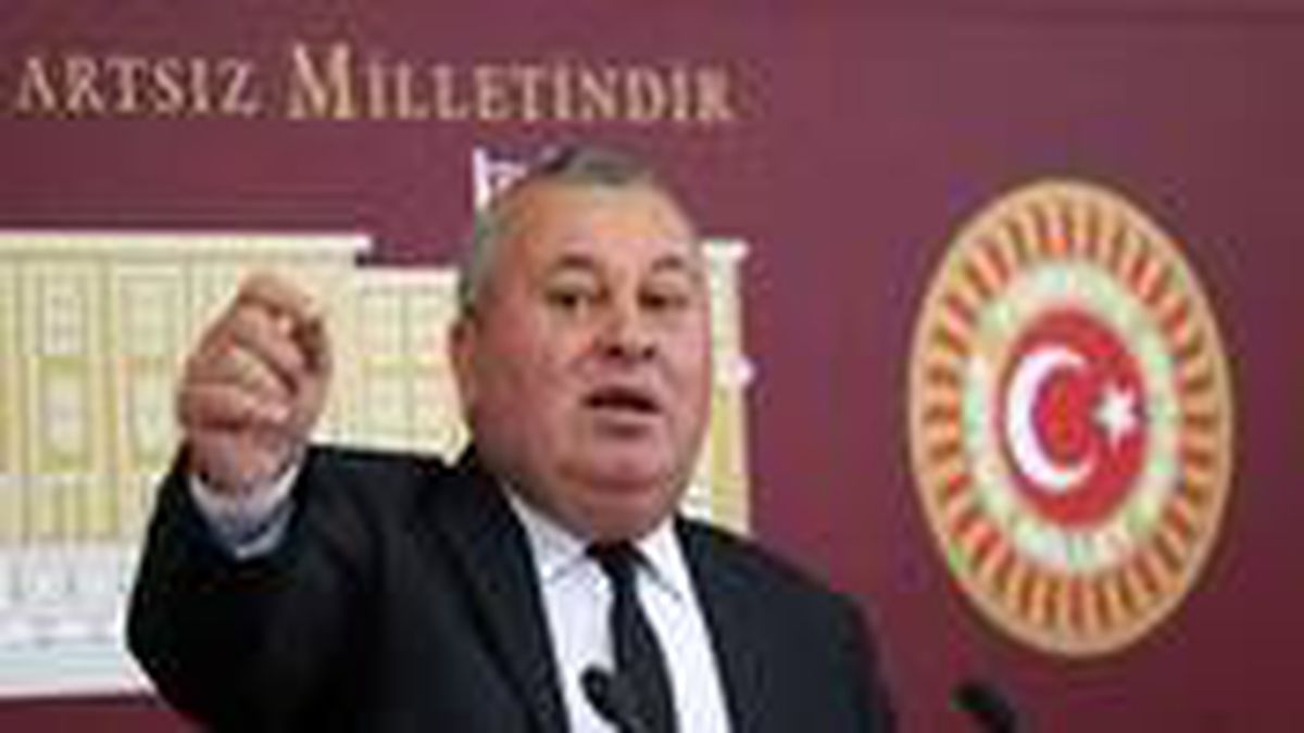 Koronaya yakalanan Cemal Enginyurt, helallik istedikten sonra sitem etti: İnsan değilsiniz