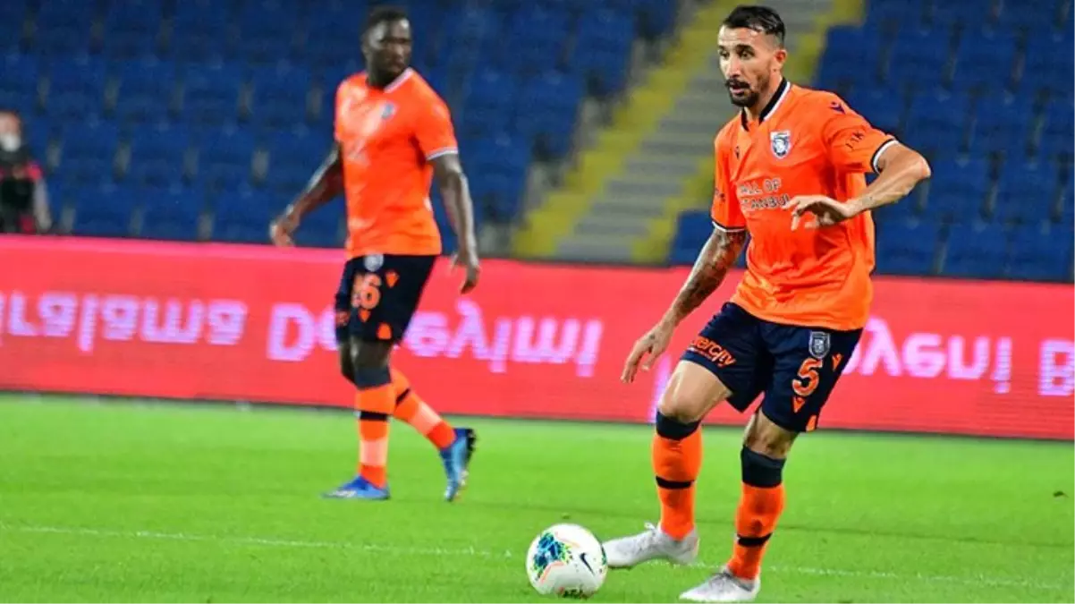 Mehmet Topal, Avrupa kupalarındaki 100 maçına çıktı - Son Dakika Spor