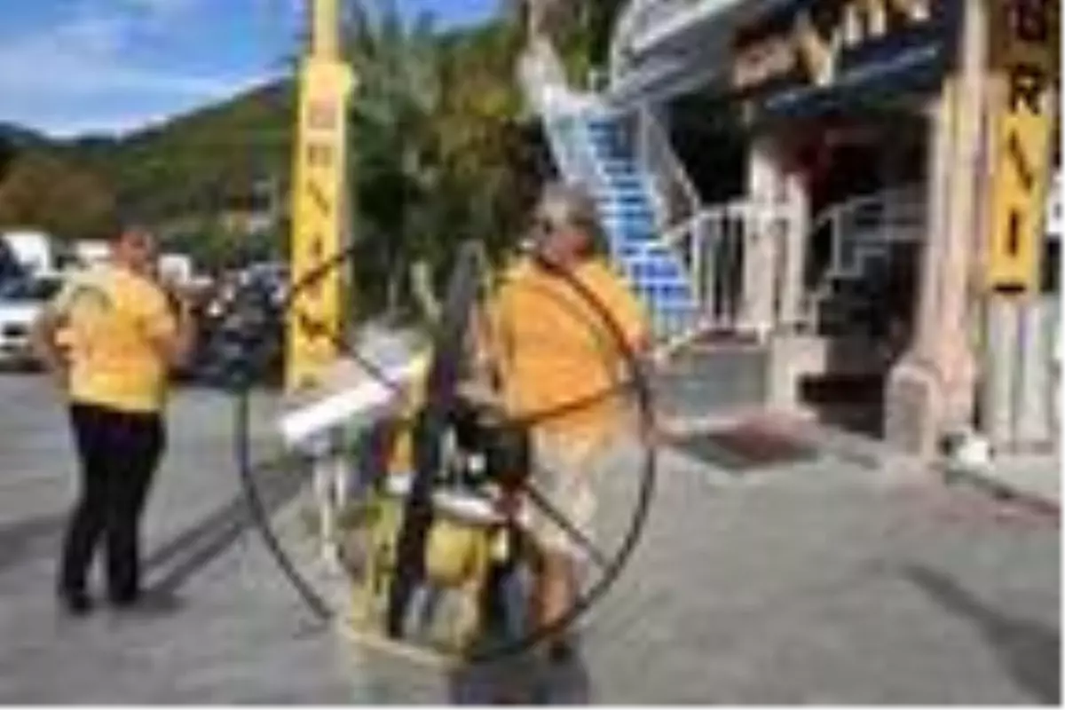 Paramotor kullanımı için 50 uçuş gerekiyor, havada 3 saat kalabiliyor