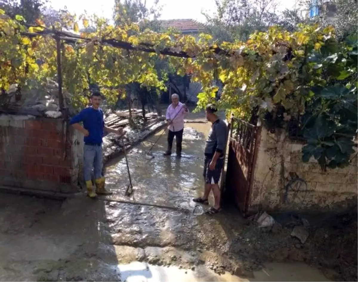 Şarköy\'de hortumun ardından sağanak(2)