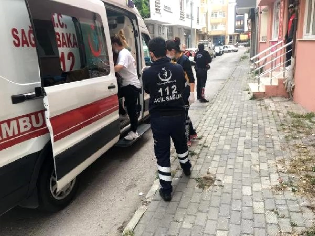 Sokak ortasında bıçaklandı, fatura ödeme merkezine sığındı (2)