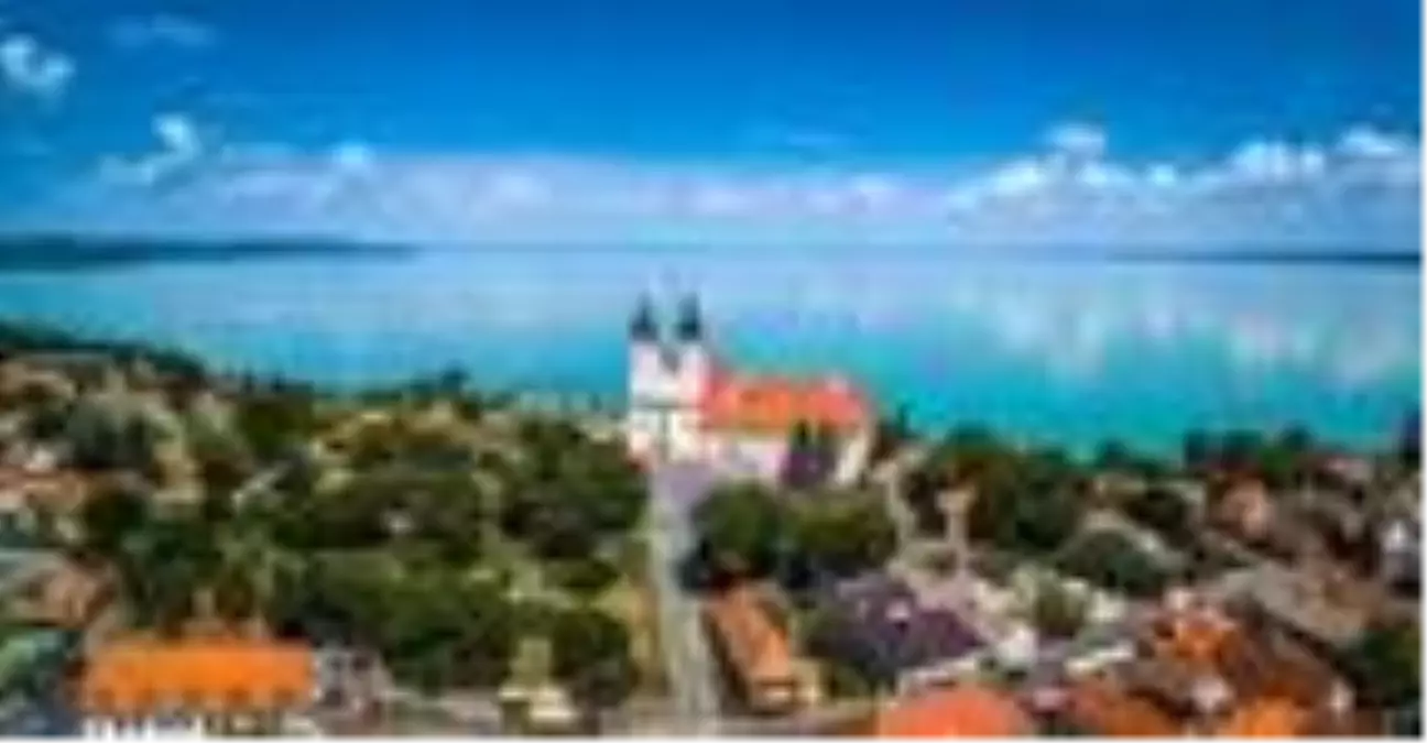 "Türkler yazlık almak için Macaristan\'ın köy evlerini tercih ediyor"