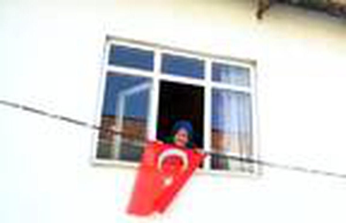 97 yaşındaki Fethiye teyze, Cumhuriyetin ilk yıllarını anlattı