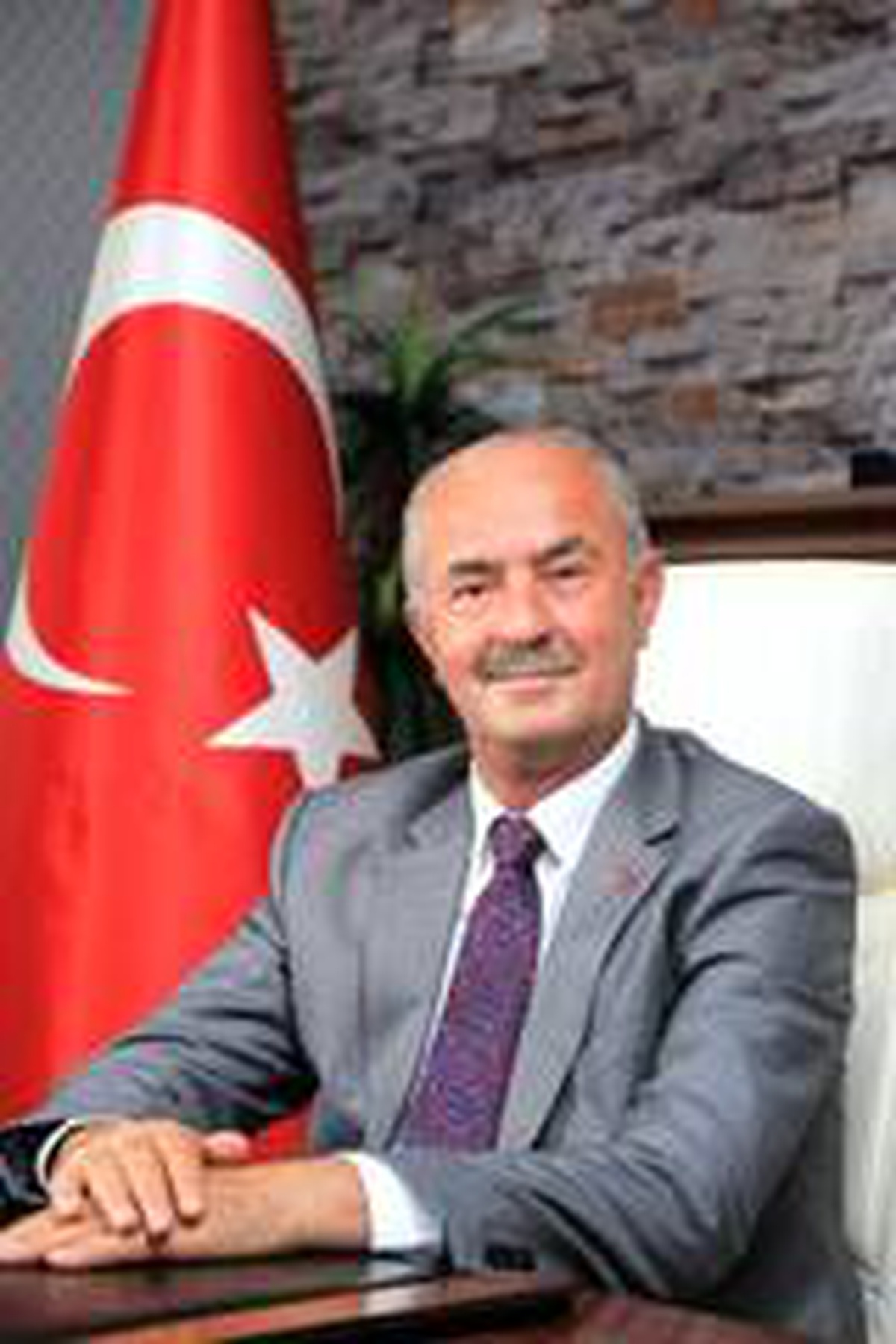 Tuşba Belediye Başkanı Akman\'dan Cumhuriyet Bayramı mesajı