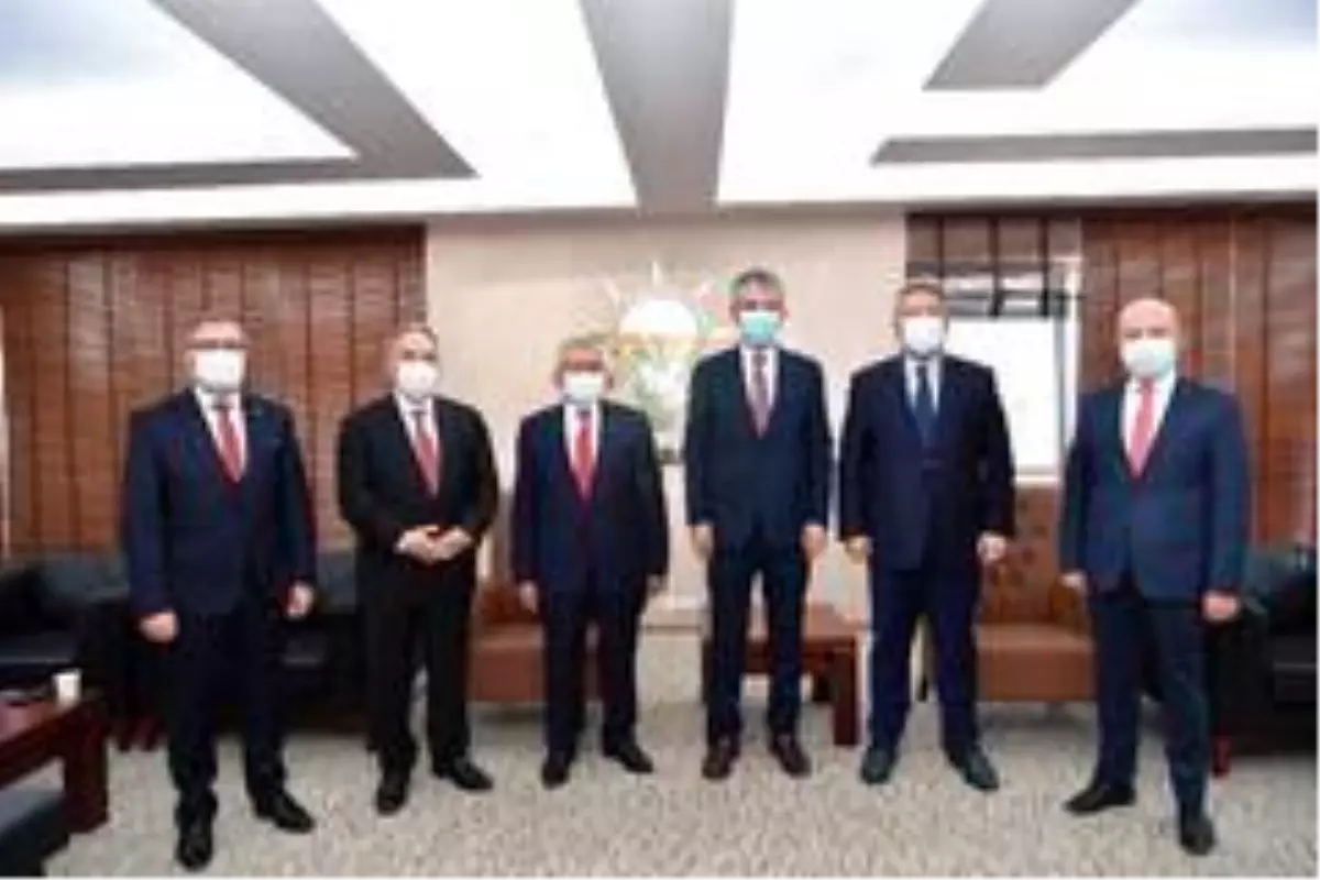 Başkanlardan Çopuroğlu\'na \'Hayırlı Olsun\' ziyareti