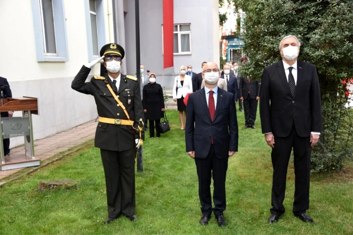Bozüyük\'te 29 Ekim Cumhuriyet Bayramı törenle kutlandı