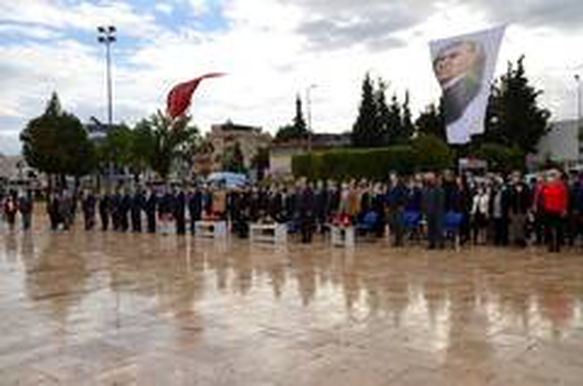 Didim\'de 29 Ekim Cumhuriyet bayramı törenle kutlandı