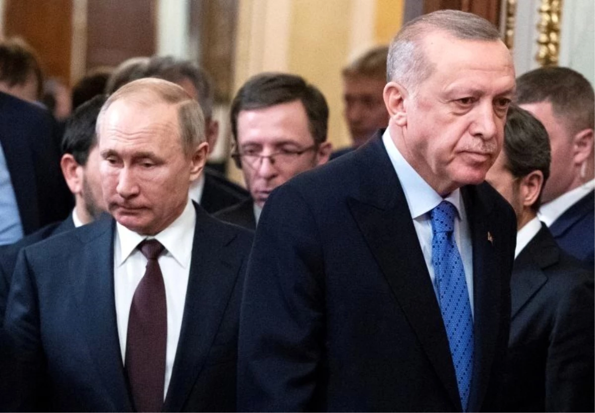 Financial Times yazarı David Gardner: Rusya\'yla rekabeti Erdoğan için Macron\'la tartışmadan daha büyük tehdit