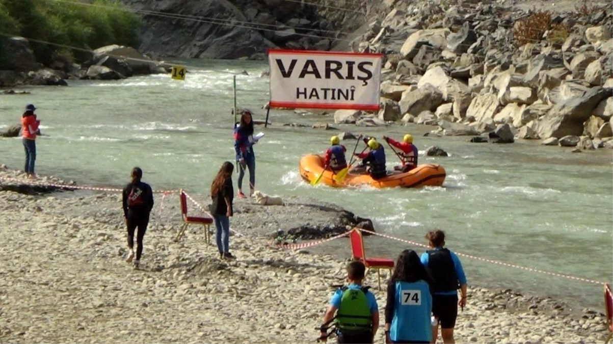 Hakkari\'de düzenlenen "Türkiye Rafting Şampiyonası" sona erdi