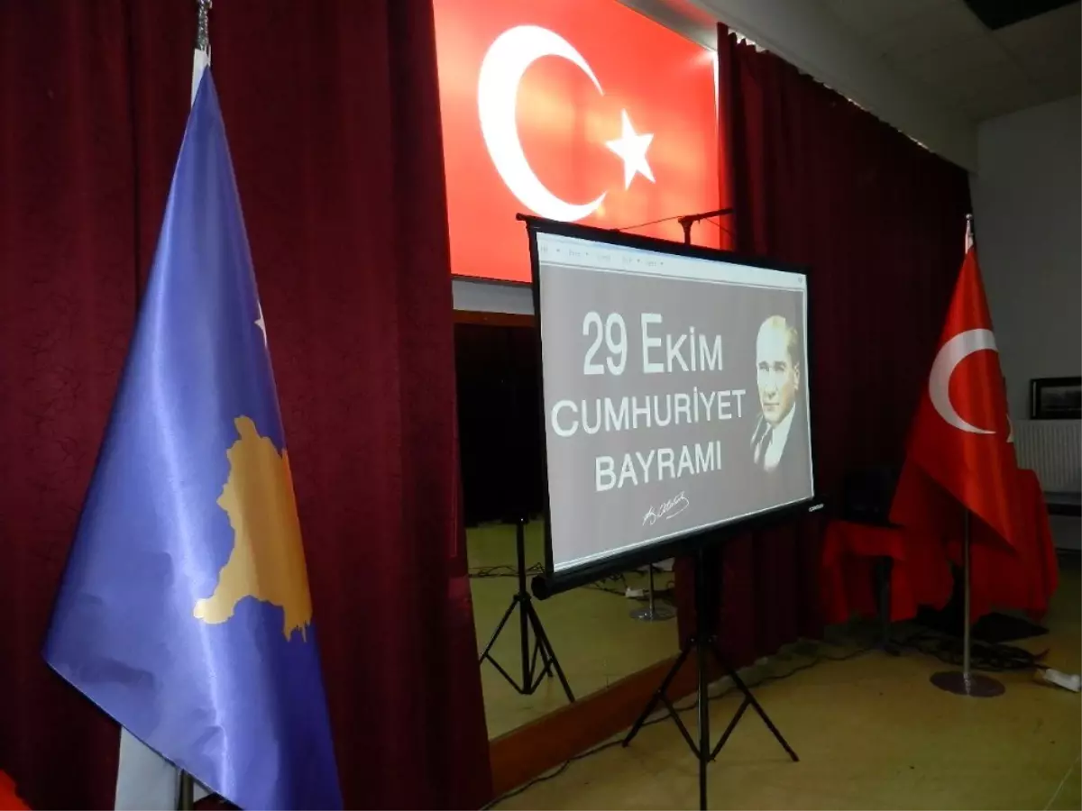 Kosova\'da 29 Ekim Cumhuriyet Bayramı coşkuyla kutlandı