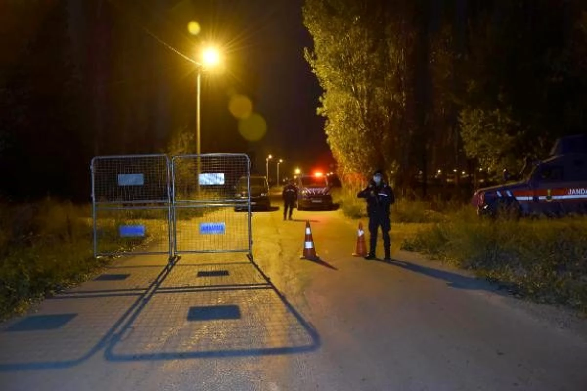 Son dakika haber... Kütahya\'da karantinaya alınan mahalle giriş-çıkışlara kapatıldı