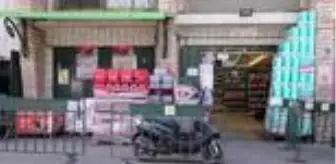 Macron'un İslam karşıtı tutumu nedeniyle Kudüs'teki marketler Fransız mallarının satışını durdurdu