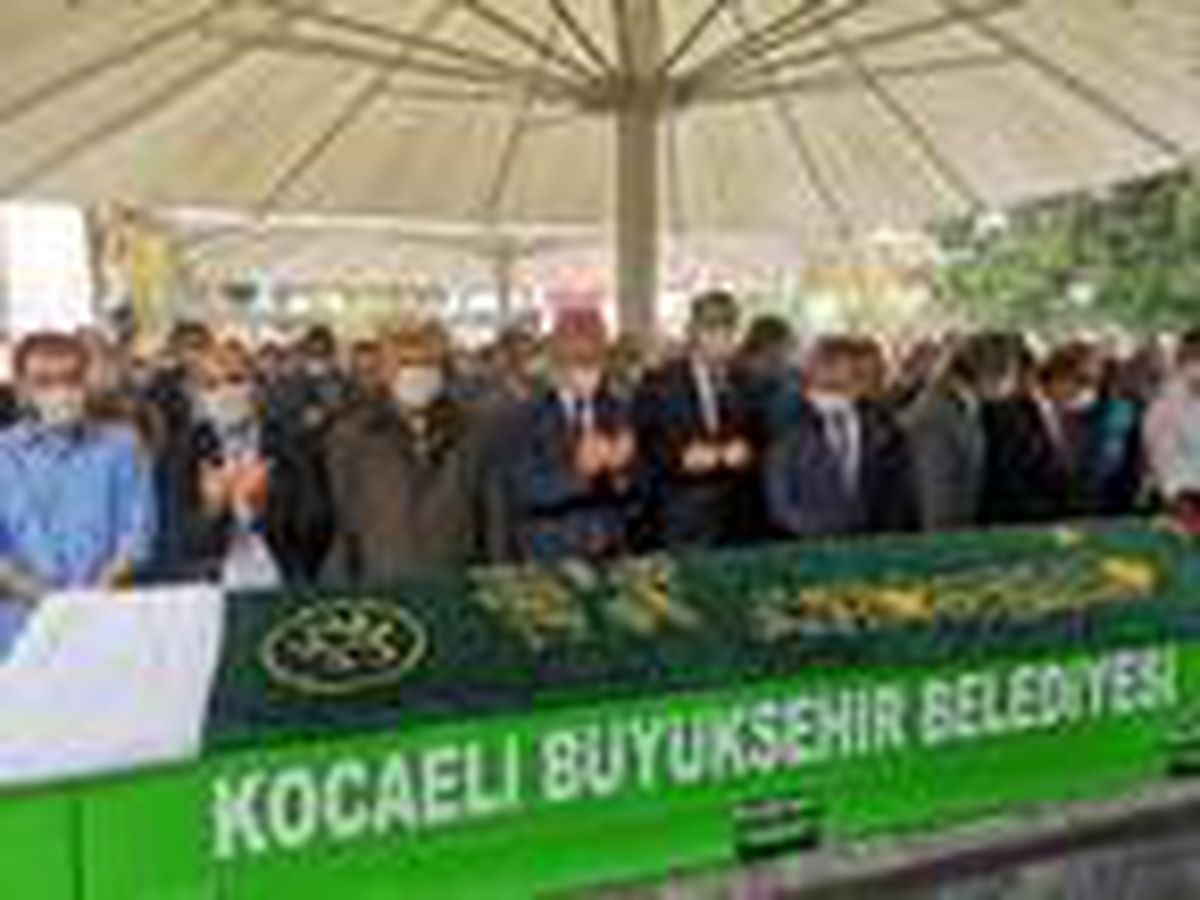 Bakan Selçuk, Kocaeli\'de robotik kodlama atölyesinin açılışını gerçekleştirdi(3)