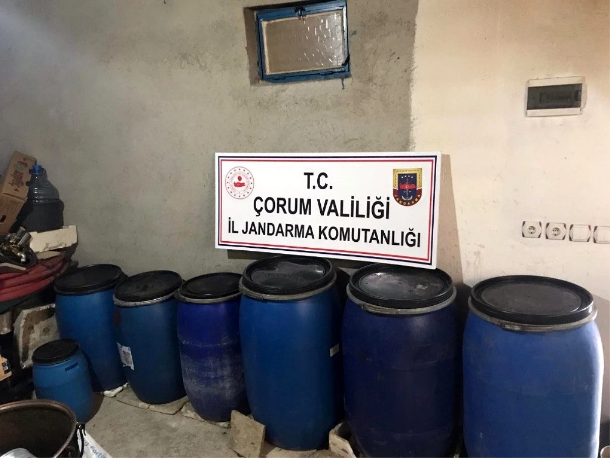 Çorum\'da 842 litre kaçak içki ele geçirildi