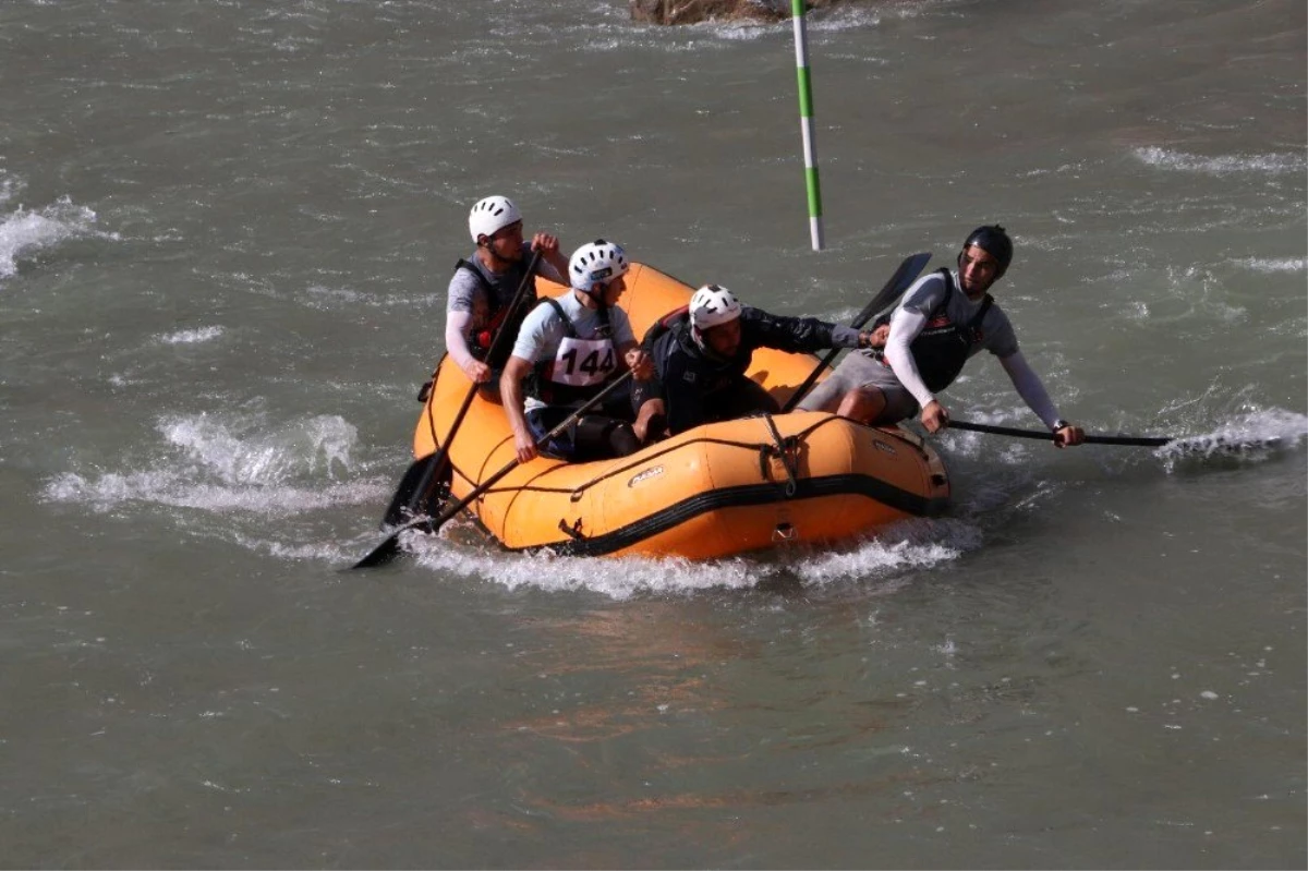 Düzce Belediyesi rafting takımı rekor kırdı