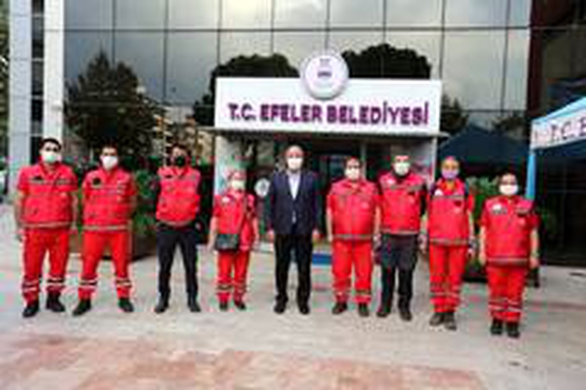 Efeler Belediyesi Arama Kurtarma Ekibi İzmir\'e sevk edildi