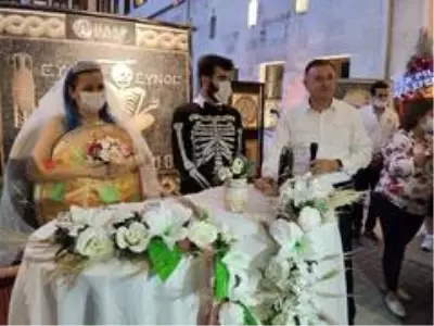 Hatay'da künefe ile mozaiği evlendirdiler Hatay'da künefe ile mozaiği evlendirdiler