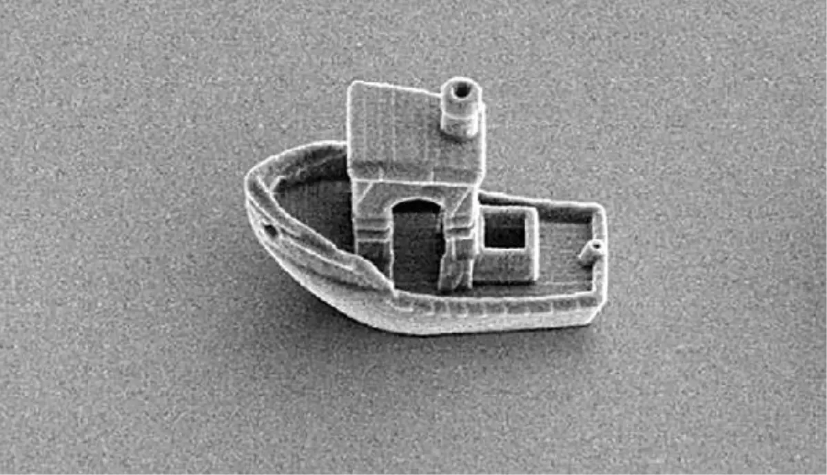 Hollandalı bilim insanları insan vücudunda ilaç taşıayacak dünyanın en küçük teknesini üretti