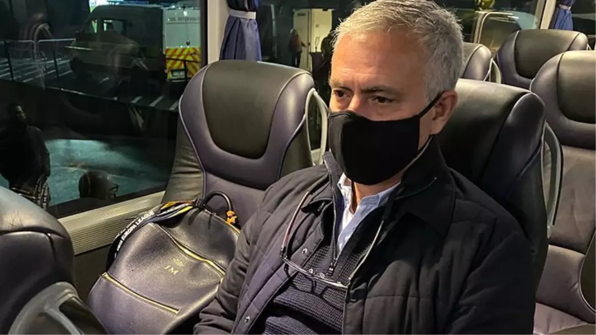 Jose Mourinho, mağlubiyet sonrası yaptığı paylaşımla oyuncularına seslendi: Umarım herkes benim kadar üzgündür