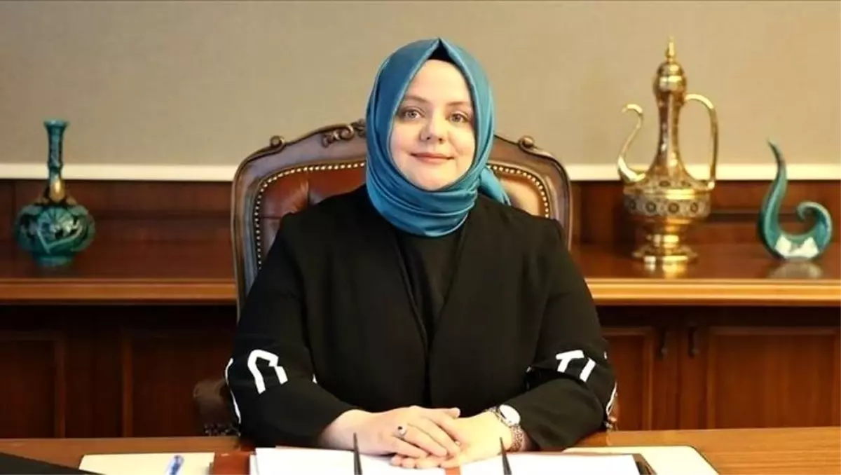 Son dakika haberi: Bakan Zehra Zümrüt Selçuk: "Uzman ekiplerimizle depremden etkilenen vatandaşlarımızın yanındayız"