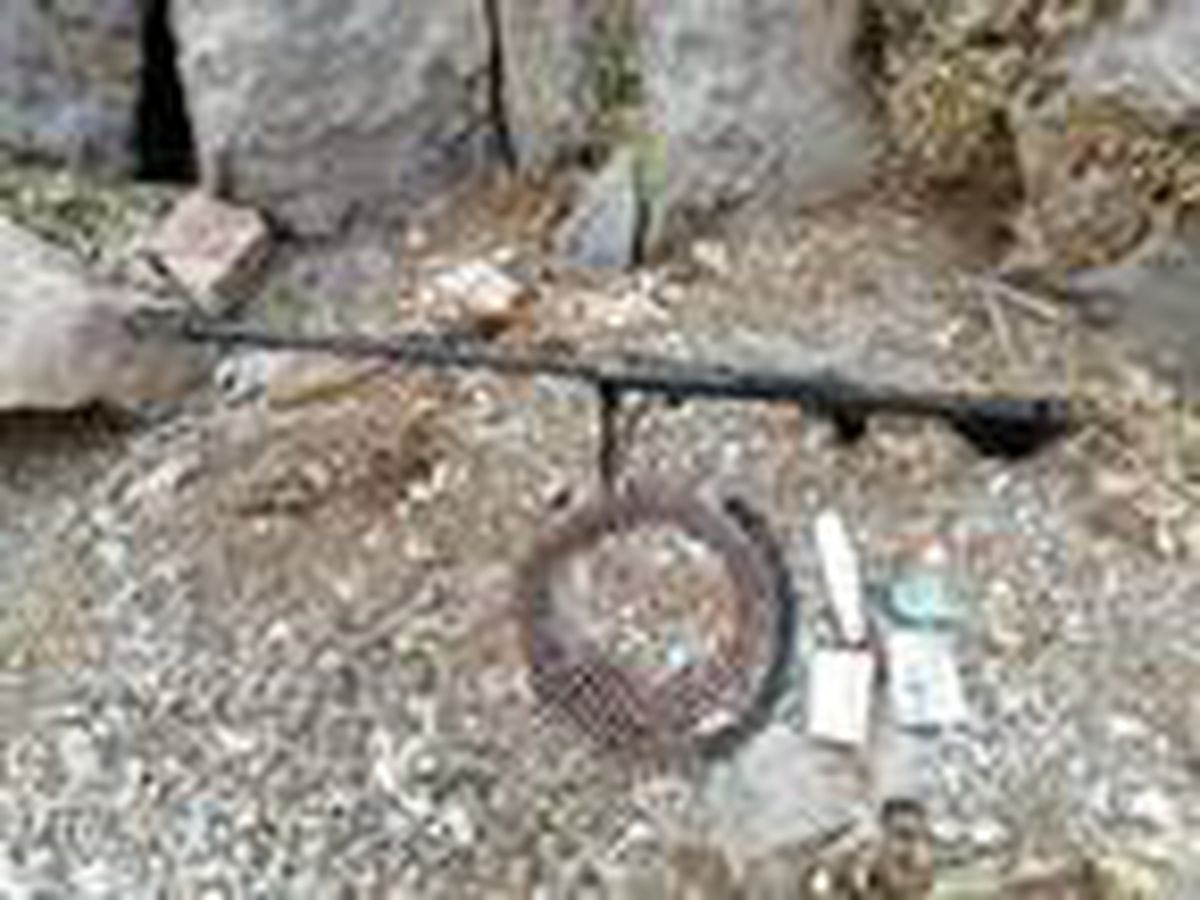 Van\'da PKK\'nın silah, mühimmat ve yaşam malzemesi ele geçirildi