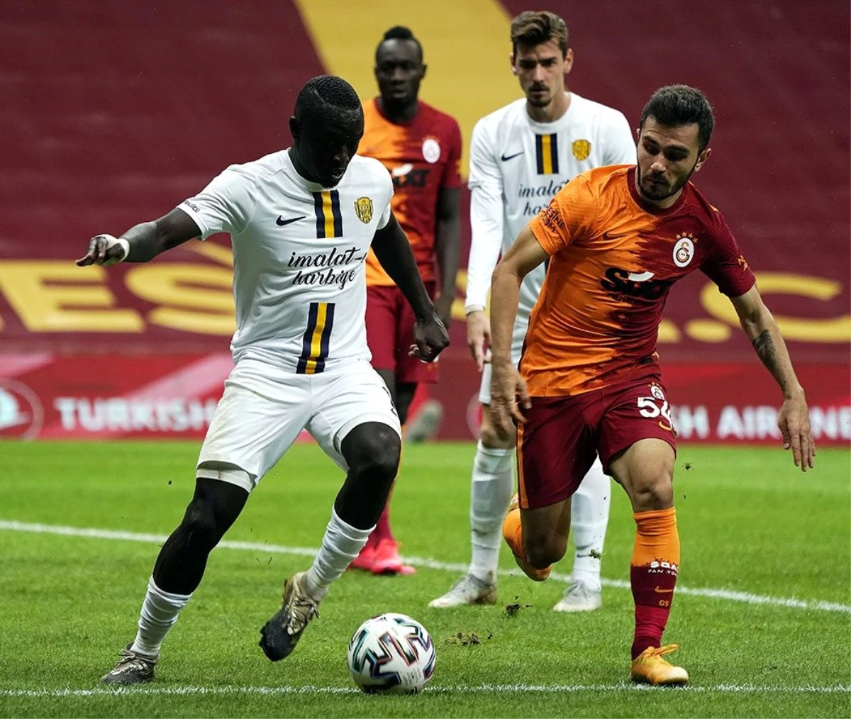 Galatasaray, Ryan Babel\'in attığı golle Ankaragücü\'nü 1-0 mağlup etti