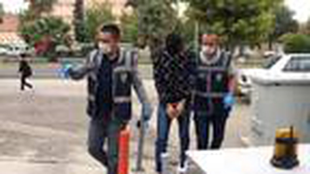 İzmir depremi sonrası provokatif paylaşım yapan şüpheli adliyeye sevk edildi