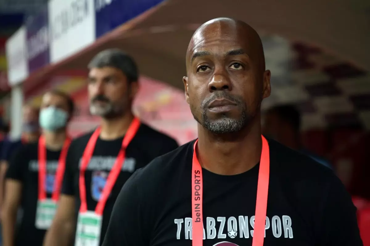 Son Dakika: Trabzonspor, Eddie Newton\'ın sözleşmesini karşılıklı olarak feshetti