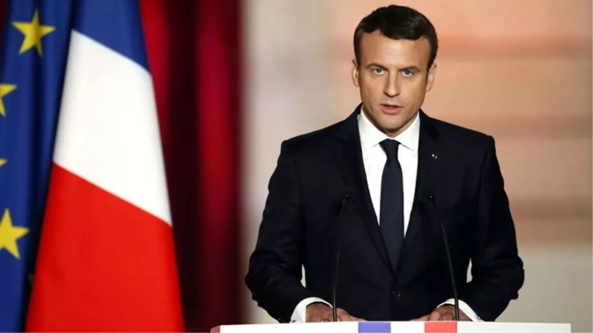 Tepkilerin ardından Macron geri adım attı: Charlie Hebdo karikatürlerini desteklemiyoruz