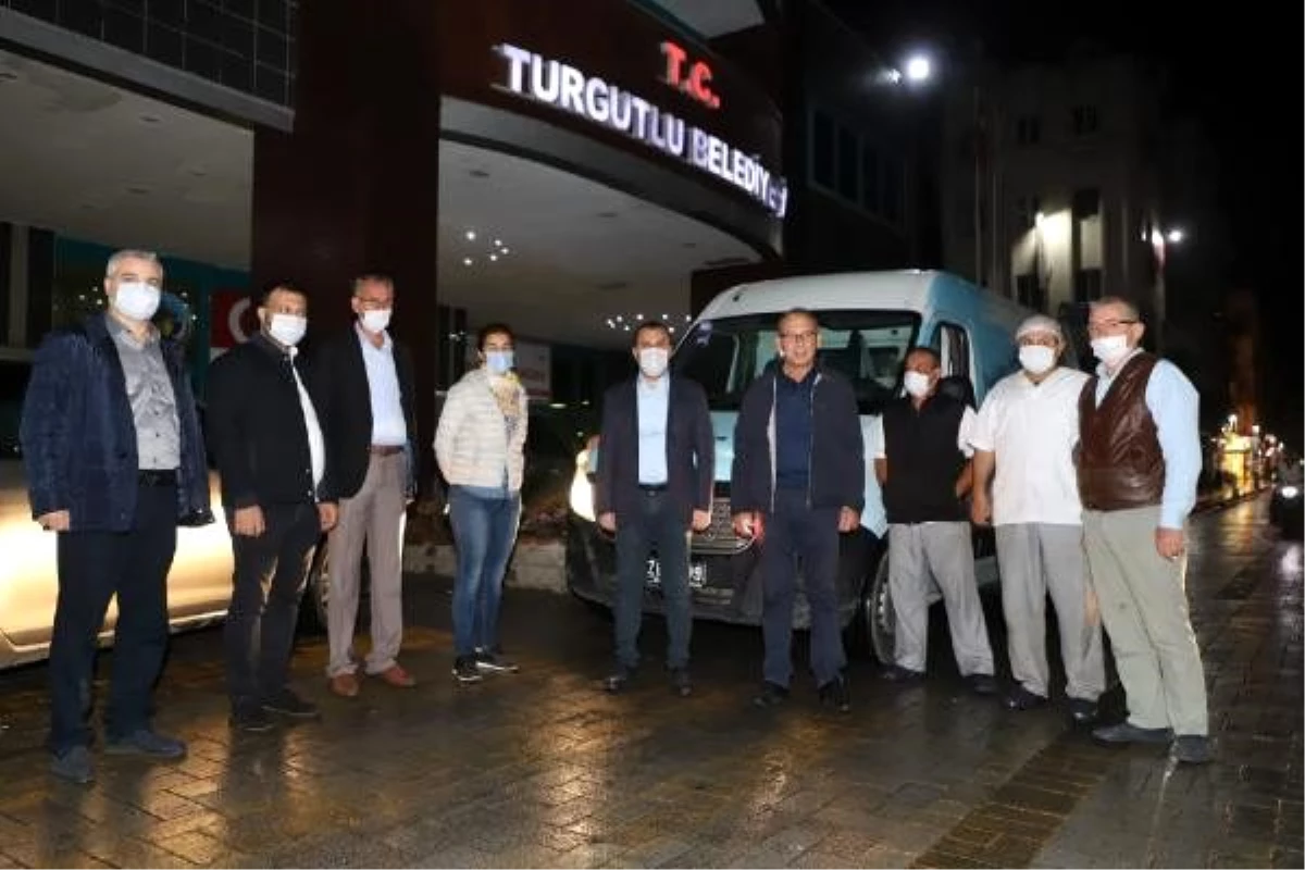Turgutlu\'dan, İzmir\'deki depremzedelere yardım eli