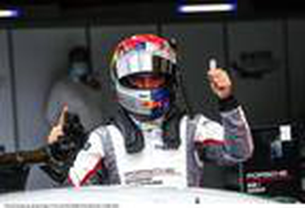 Ayhancan Güven, Porsche Carrera Cup France\'ı ikinci olarak tamamladı