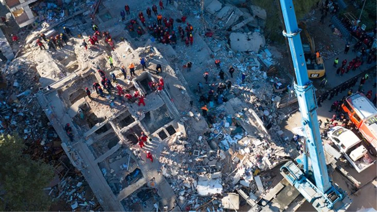 İzmir depremi sonrası korkunç iddia! Yıkılan iki binaya da çürük raporu verilmiş
