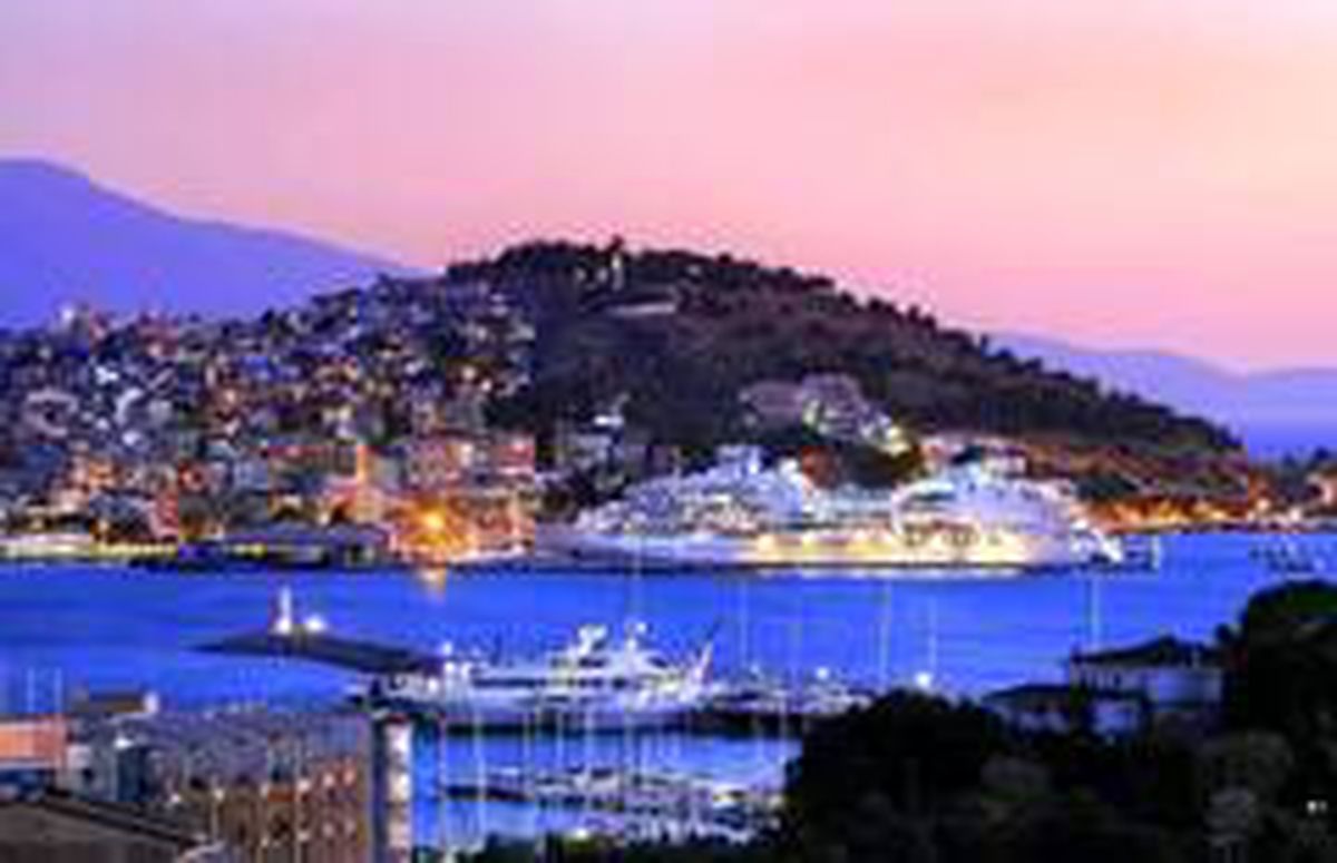 Kuşadası\'nda eğitime 2 gün ara verildi
