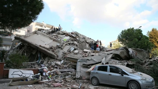 Son Dakika: İzmir'deki 6,6 büyüklüğündeki depremde can kaybı 62'ye yükseldi