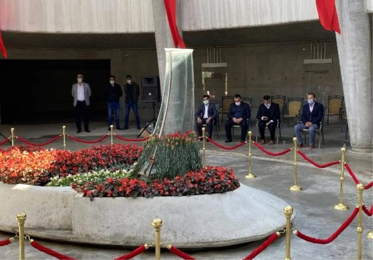 Son dakika haber! Süleyman Demirel, doğum gününde anıt mezarı başında anıldı