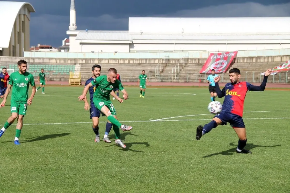 TFF 3. Lig: Yalovaspor: 0 İçel İdmanyurduspor: 3