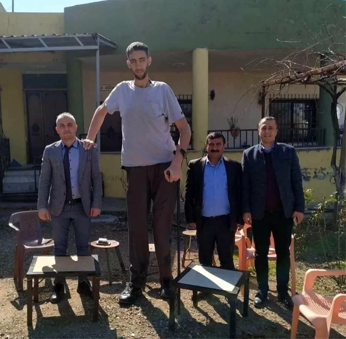 Dünyanın en uzun insanı Sultan Kösen taburcu oldu