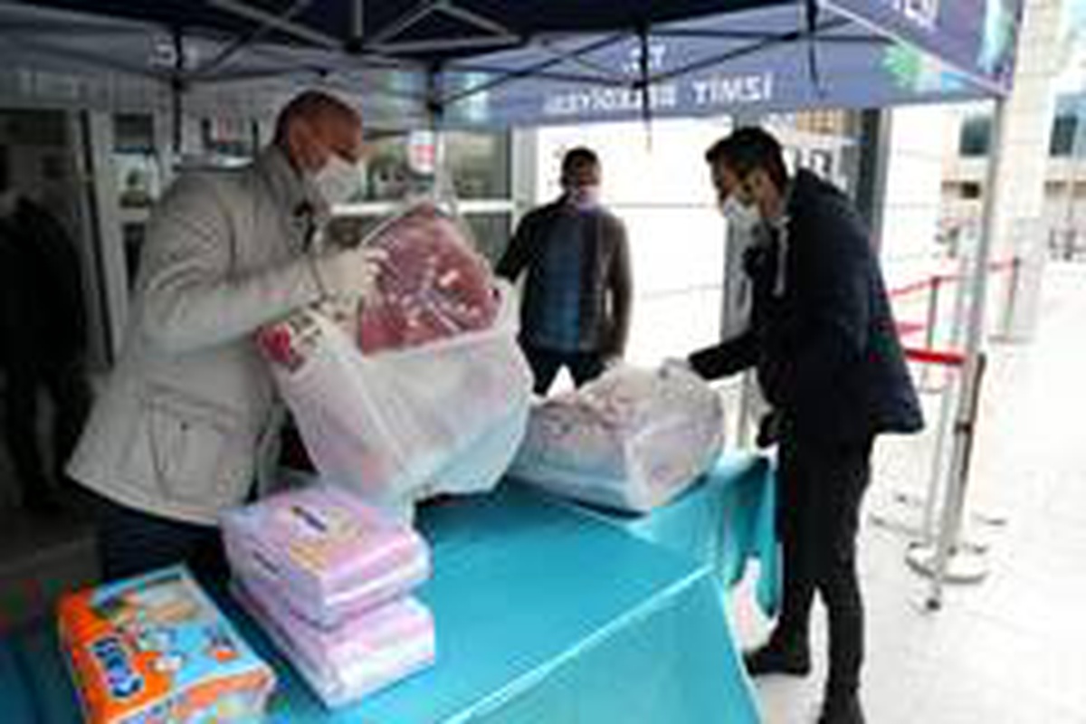 İzmit halkı İzmirli kardeşleri için seferber oldu