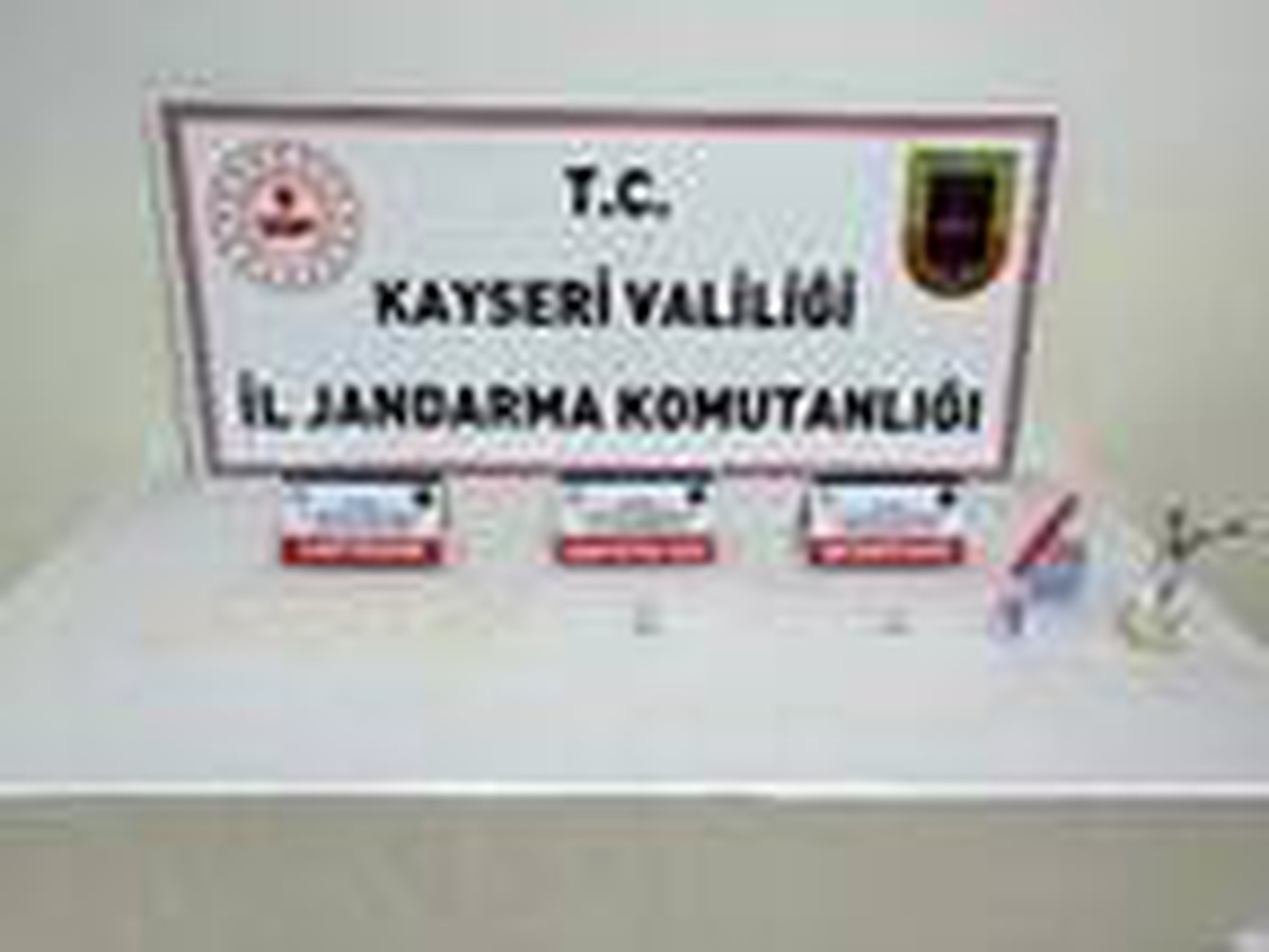 Kayseri\'de 3 kişiye uyuşturucu gözaltısı