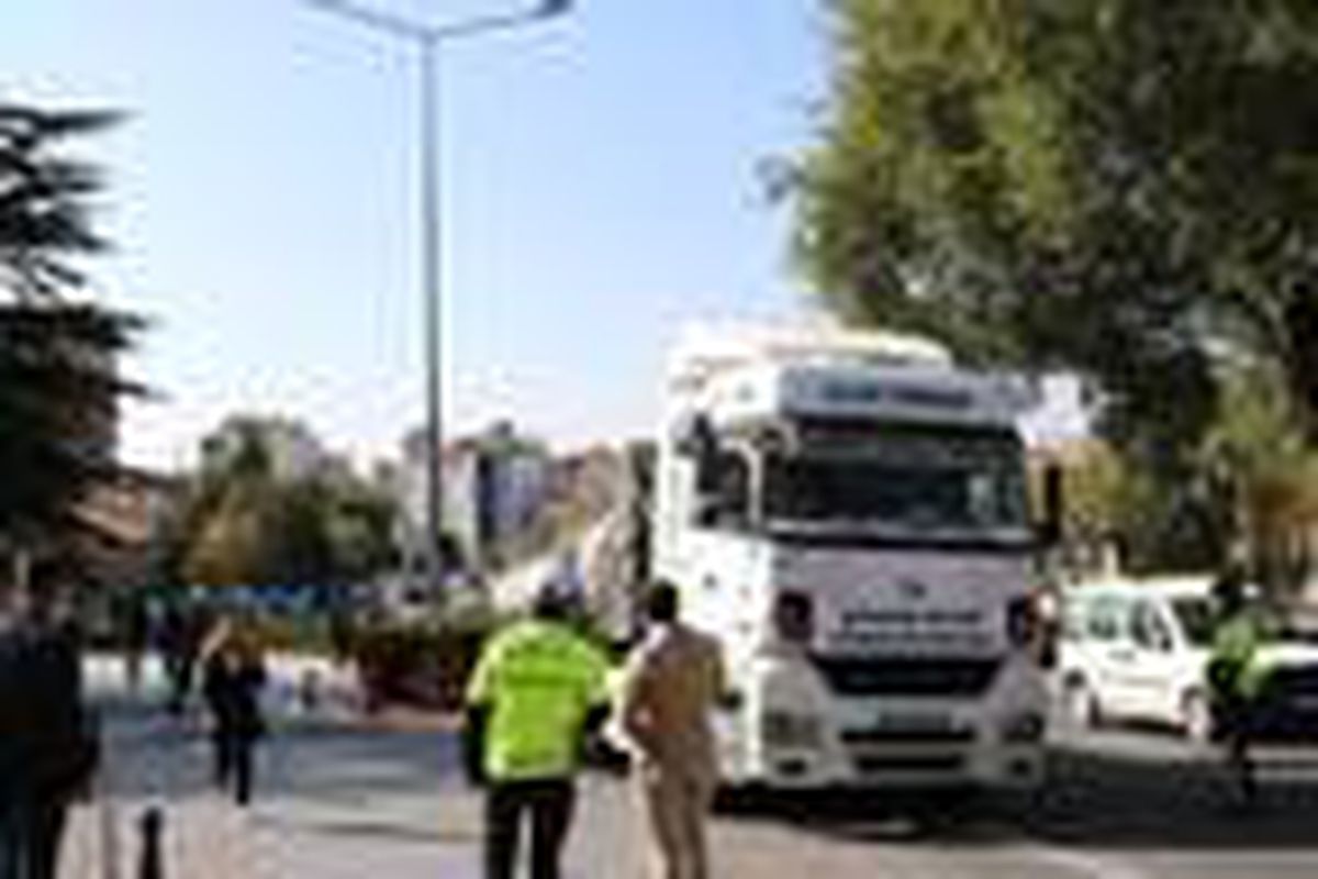 Nevşehir\'den İzmir\'e yardım TIR\'ı gönderildi