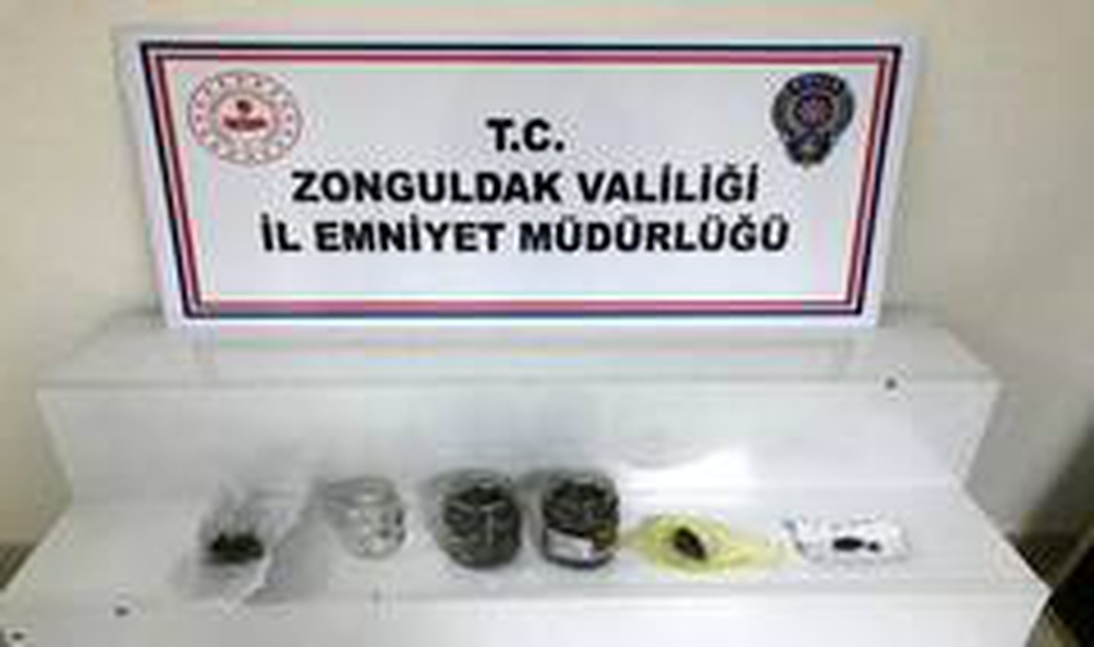 Zonguldak\'ta 2 uyuşturucu satıcısı yakalandı