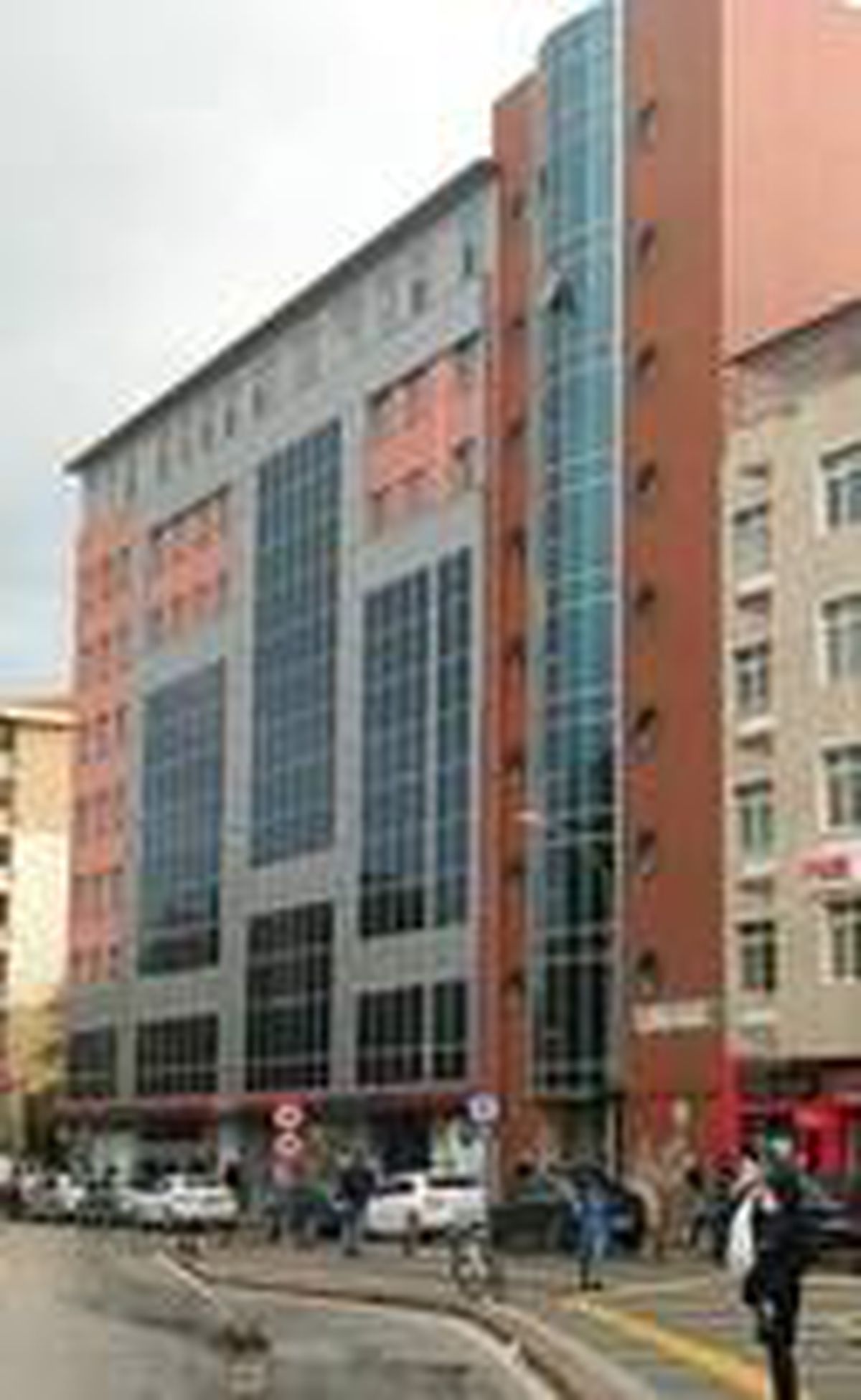 Belediye eski binası 18 aydır boş duruyor