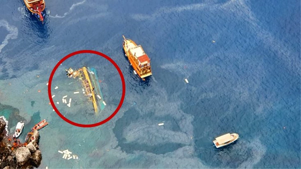 Son Dakika! Alanya\'da yaklaşık 38 turistin bulunduğu tur teknesi alabora oldu, 1 kişi hayatını kaybetti