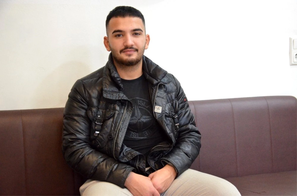 Viyana\'da yaralanan kahraman Türk, dehşet anlarını anlattıPolisi kurtaran Gültekin: "Yine olsa yine yaparım"