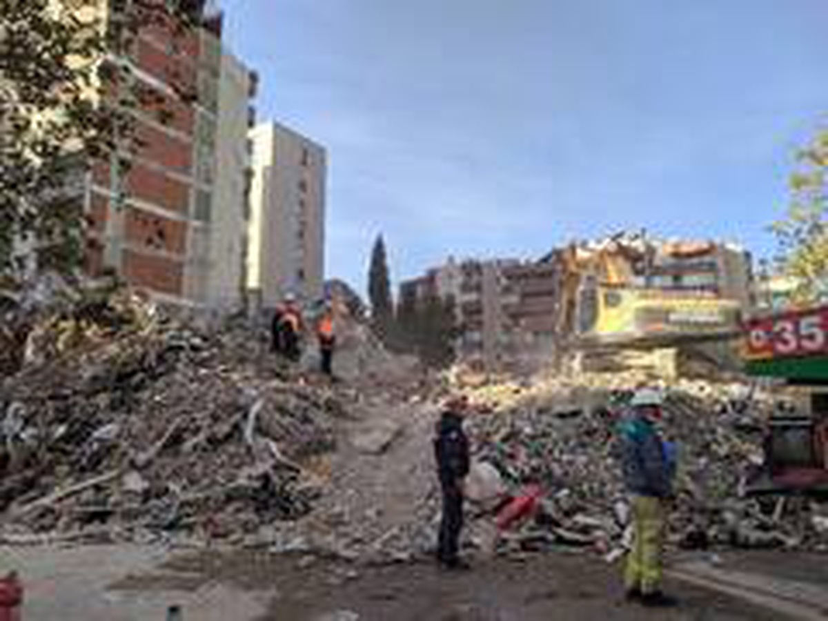 Yılmaz Erbek Apartmanı\'nda arama kurtarma çalışmaları sona erdi