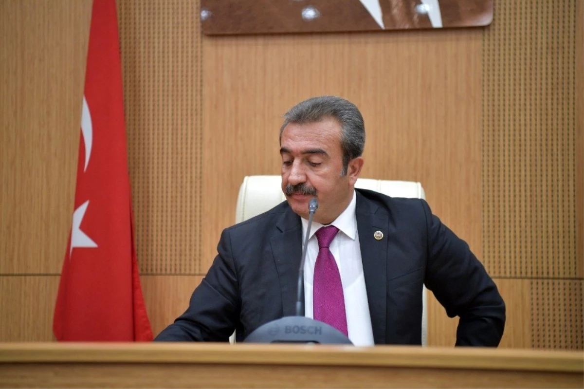 Başkan Çetin: "Projeye aykırı inşaata izin vermem"