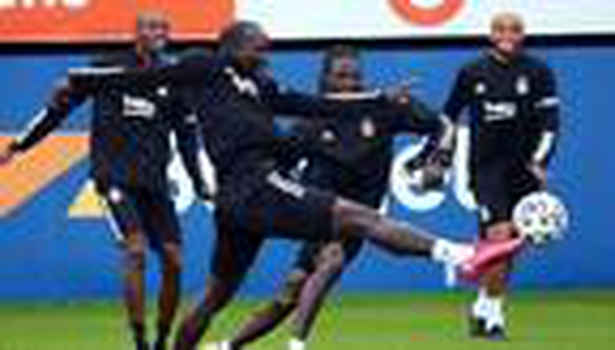 Beşiktaş, kondisyon ve taktik çalıştı