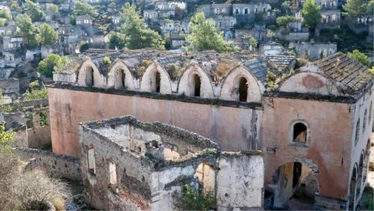 Fethiye\'deki "Hayalet köy"ün tarihi kiliseleri restore edilecek
