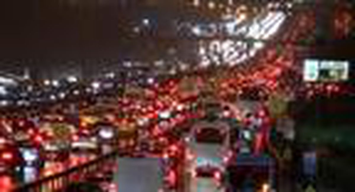 İstanbul\'da trafik yoğunluğu yüzde 72\'ye ulaştı